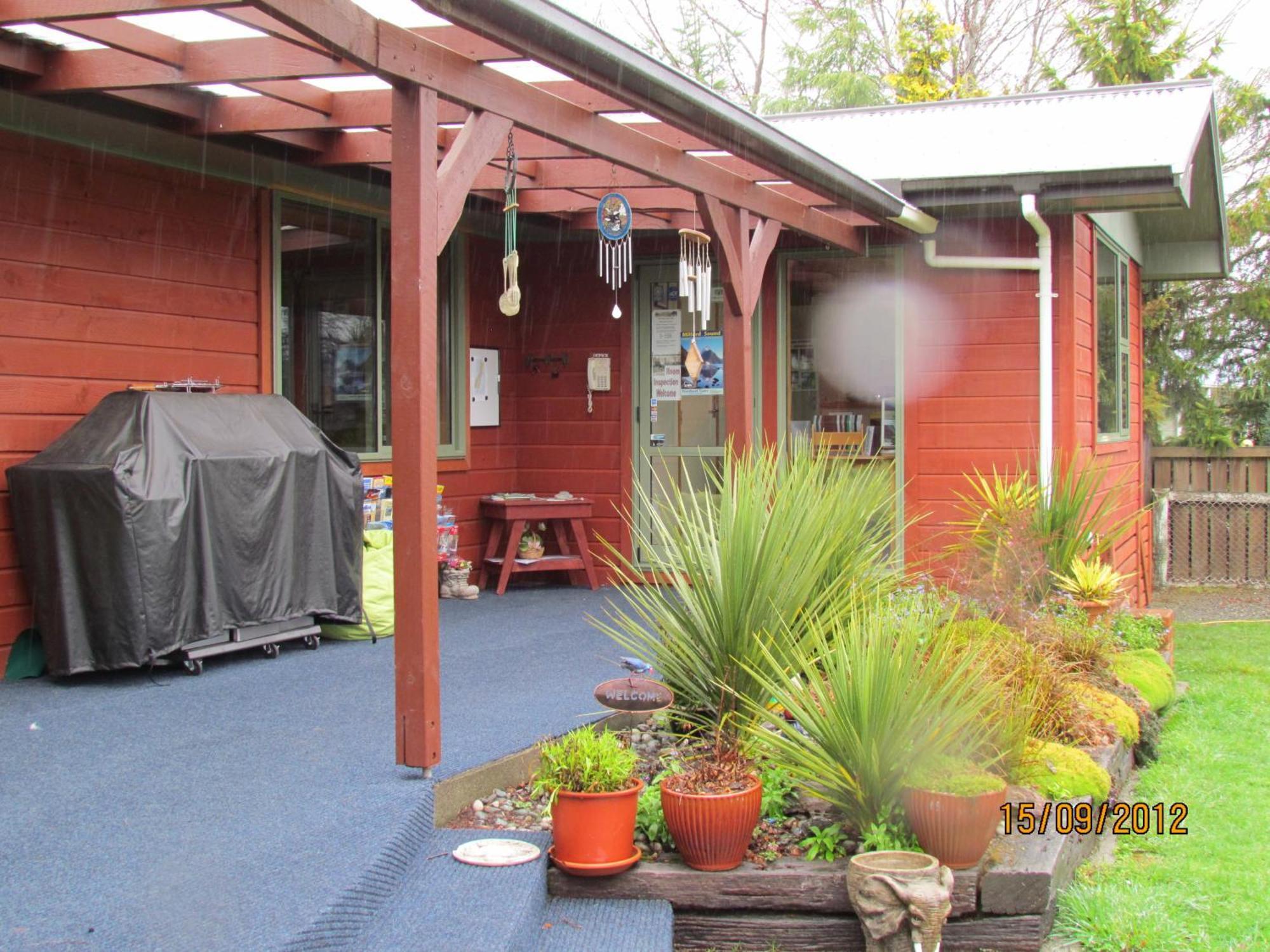 Birchwood Cottages Te Anau Exterior foto